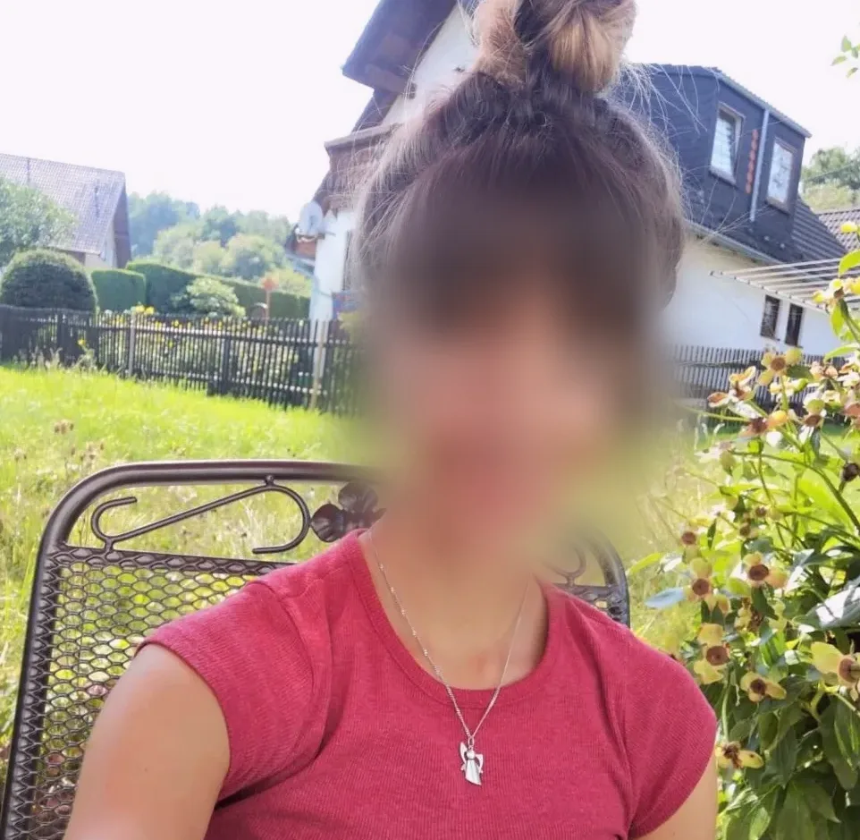 Fabienne, 24