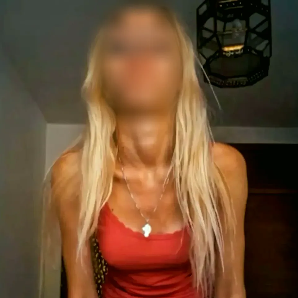 Jessica, 35