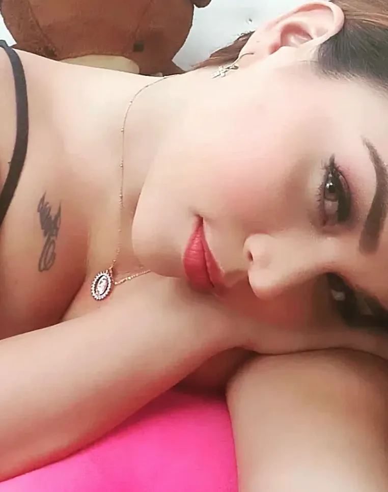 Katrin, 35
