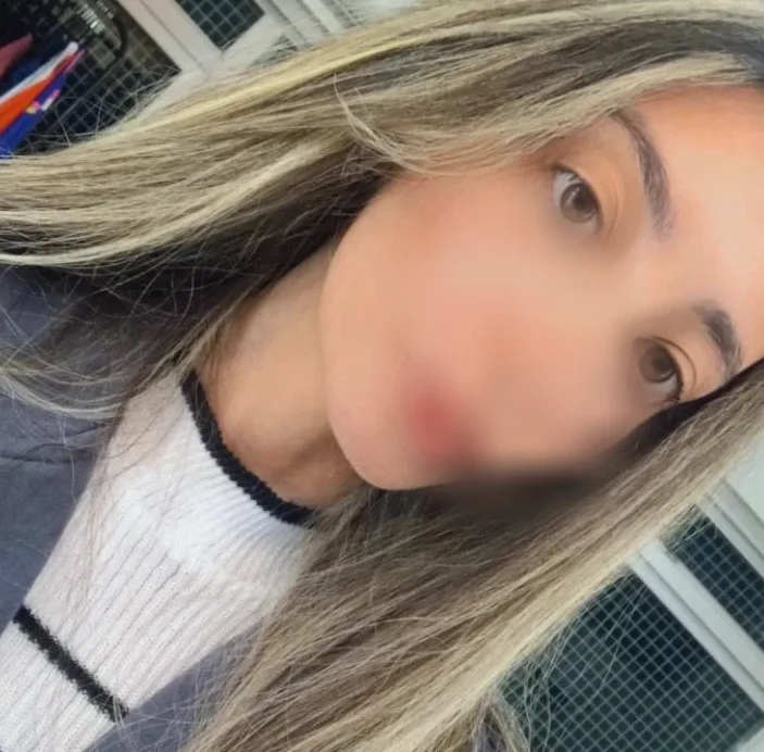 Leyla, 20